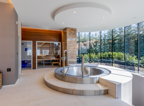 Predaj - Veľkolepá prémiová vila, BA IV – Záhorská Bystrica