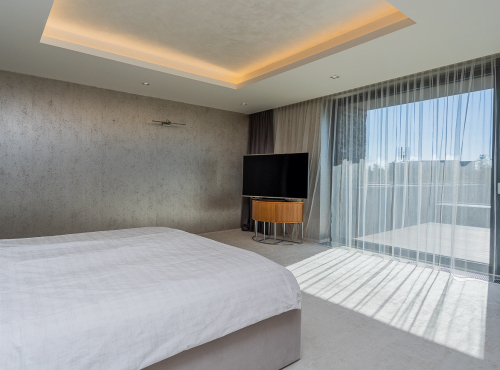 Predaj - Veľkolepá prémiová vila, BA IV – Záhorská Bystrica