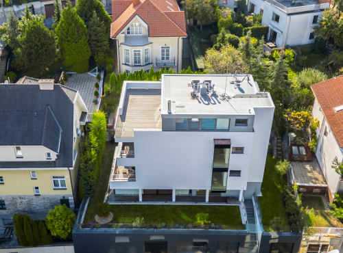 Predaj - Luxusná vila v prominentnej lokalite, BA I - Staré Mesto