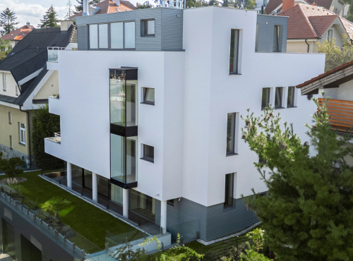 Predaj - Luxusná vila v prominentnej lokalite, BA I - Staré Mesto