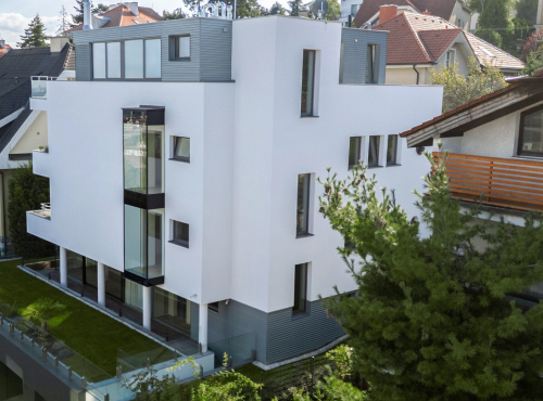 Predaj - Luxusná vila v prominentnej lokalite, BA I - Staré Mesto