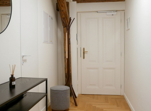 Prenájom - Štýlový apartmán v historickom centre, BA I – Staré Mesto