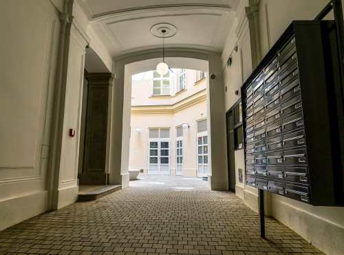 Prenájom - Reprezentatívne kancelárske priestory, BA I – Staré Mesto