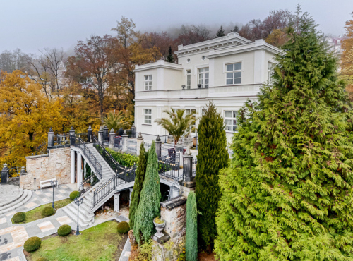 Zahraničné nehnuteľnosti - Historická vila Lützov, Karlove Vary