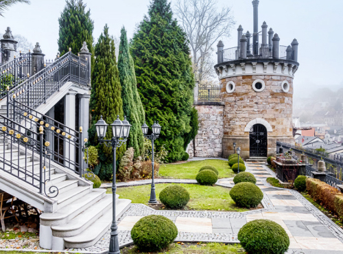 Zahraničné nehnuteľnosti - Historická vila Lützov, Karlove Vary