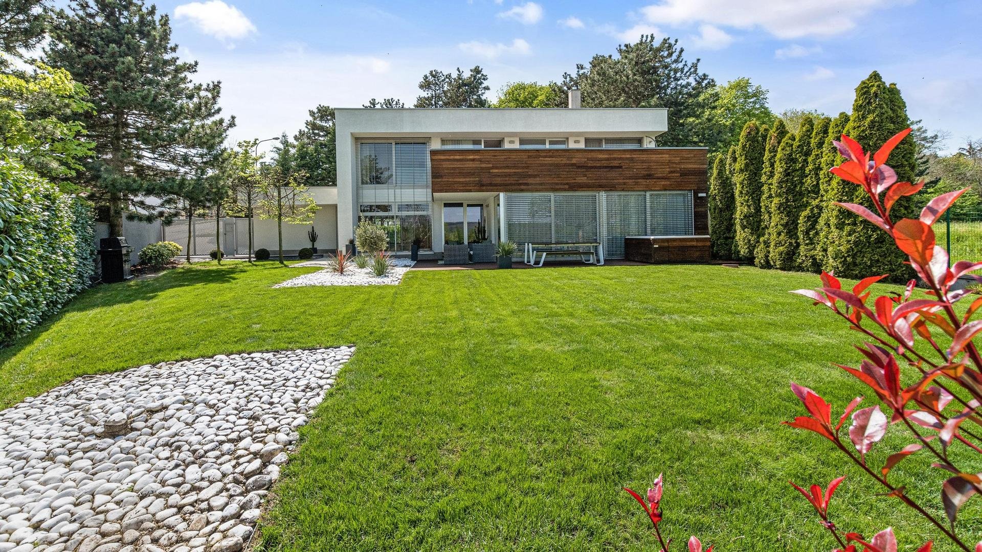 Modern villa with maximum privacy, BA IV – Dúbravka