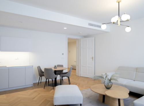 Prenájom - Dizajnový apartmán v centre, BA I – Staré Mesto