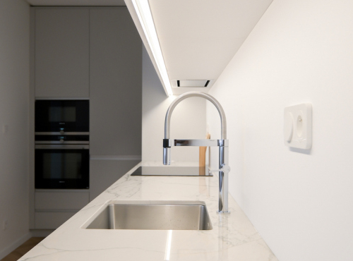 Prenájom - Dizajnový apartmán v centre, BA I – Staré Mesto