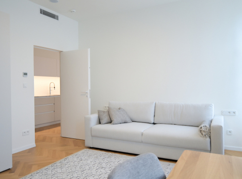 Prenájom - Dizajnový apartmán v centre, BA I – Staré Mesto