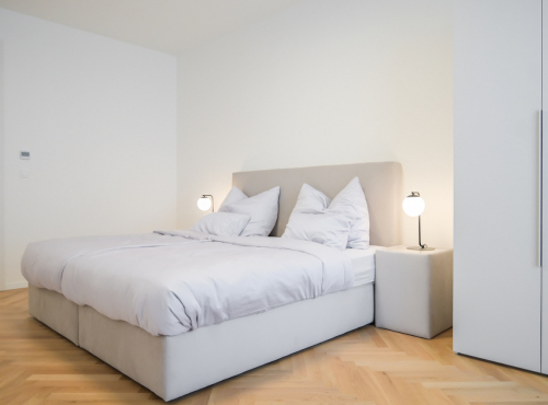 Prenájom - Dizajnový apartmán v centre, BA I – Staré Mesto