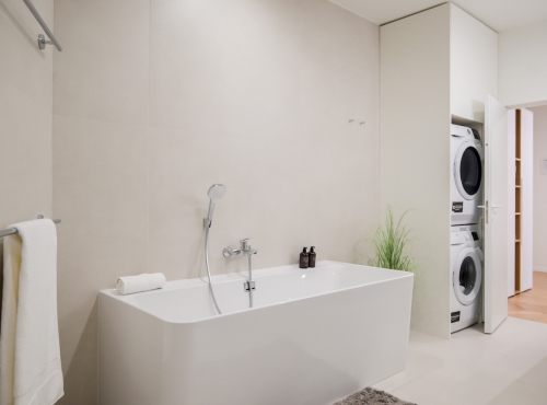 Prenájom - Dizajnový apartmán v centre, BA I – Staré Mesto