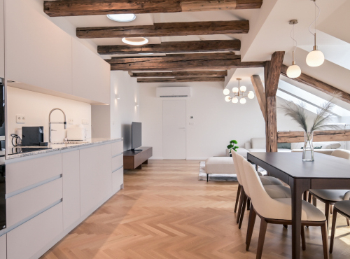 Prenájom - Nádherný apartmán pre náročných, BA I – Staré Mesto