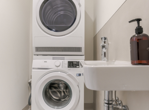 Prenájom - Dizajnový kompletne zariadený apartmán, BA I – Staré Mesto