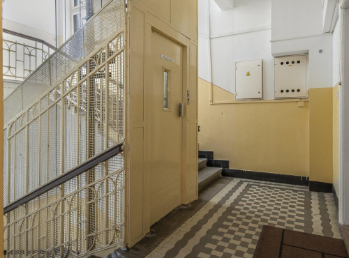 Predaj - Staromestský byt pri Hoteli Carlton, BA I – Staré Mesto