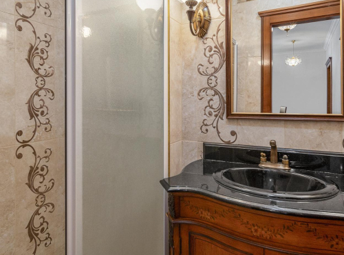 Predaj - Staromestský byt pri Hoteli Carlton, BA I – Staré Mesto