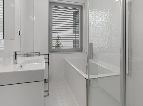 Prenájom - Slnečný byt v Horskom parku so záhradou, BA I – Staré Mesto