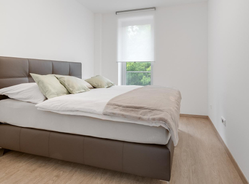 Prenájom - Slnečný byt v Horskom parku so záhradou, BA I – Staré Mesto