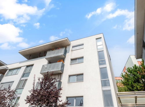 Predaj - Veľkorysý byt na Sklenárskej, BA I – Staré Mesto