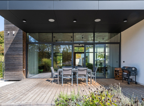 Sale - Timeless smart villa with pool, Borinka