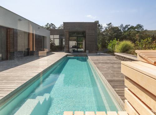 Sale - Timeless smart villa with pool, Borinka