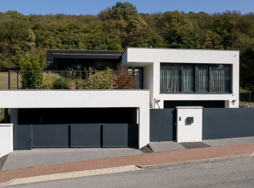 Sale - Timeless smart villa with pool, Borinka