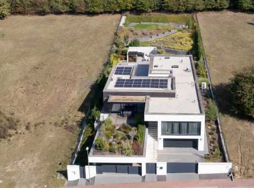 Sale - Timeless smart villa with pool, Borinka