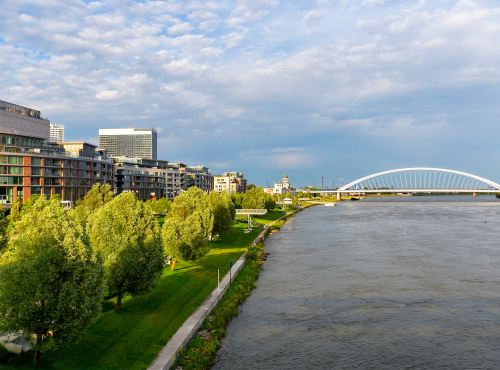 Predaj - Slnečný byt v Eurovea Riverside s výhľadom na Dunaj, BA I – Staré Mesto