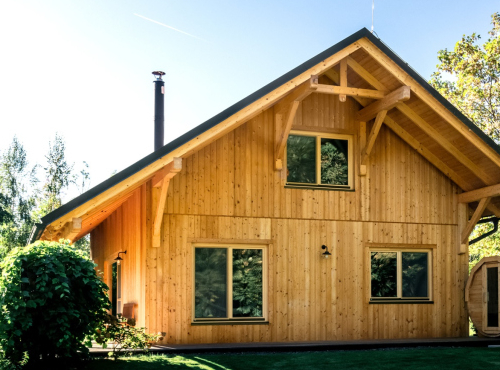 Zahraničné nehnuteľnosti - Rekreačný dom v podhorí Beskýd, Komorní Lhotka