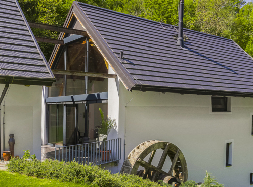 Predaj: Zrekonštruovaný historický mlyn, Stredočeský kraj – Rabyně