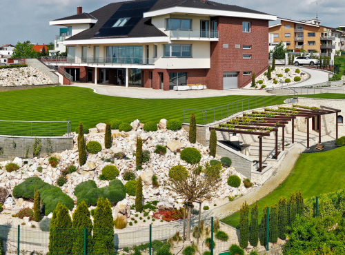 Predaj - Monumentálna vila s exkluzívnym pozemkom, BA III – Koliba