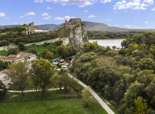 Sale - Two-generation family house with wellness and Castle view, BA IV – Devín