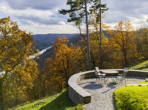 Zahraničné nehnuteľnosti - Impozantná vila, Stredočeský kraj - Davle