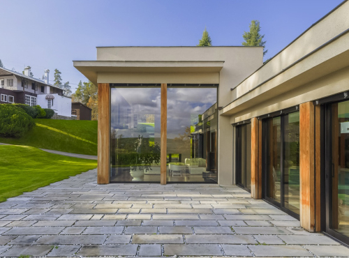 Zahraničné nehnuteľnosti - Impozantná vila, Stredočeský kraj - Davle