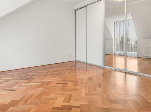 Predaj - Rodinný dom s bazénom, BA III – Rača