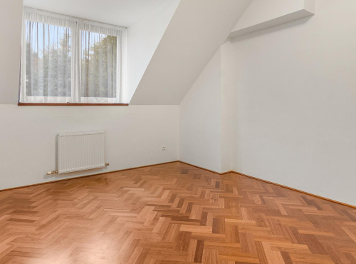 Predaj - Rodinný dom s bazénom, BA III – Rača