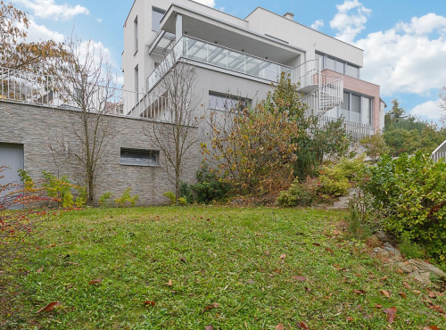 Predaj - Rodinná vila pod lesom, BA IV – Dúbravka