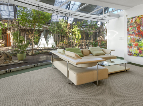 Predaj - Polyfunkčná budova na Krajnej, BA II – Ružinov