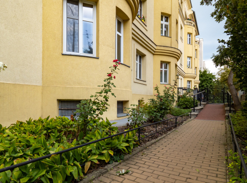 Sale - Sunny duplex with a view of the castle, BA I – Old Town