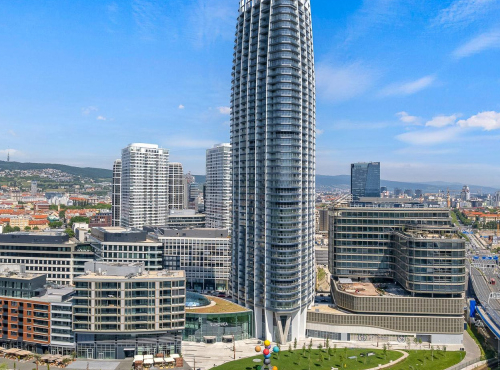 Prenájom - Byt na 30. poschodí Eurovea Tower, BA I – Staré Mesto