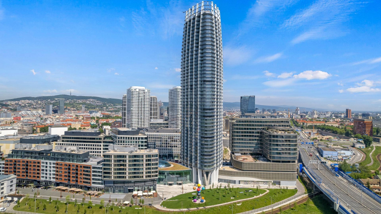 Byt na 30. poschodí Eurovea Tower, BA I – Staré Mesto