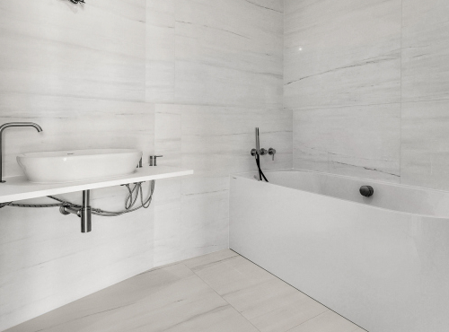 Prenájom - Byt na 30. poschodí Eurovea Tower, BA I – Staré Mesto