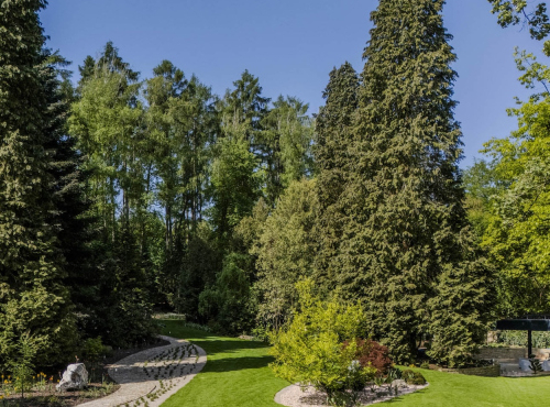 Zahraničné nehnuteľnosti - Výnimočná vila, Stredočeský kraj – Pyšely