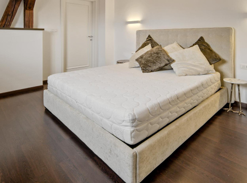 Predaj - Staromestský penthouse so strešnou terasou, BA I – Staré Mesto