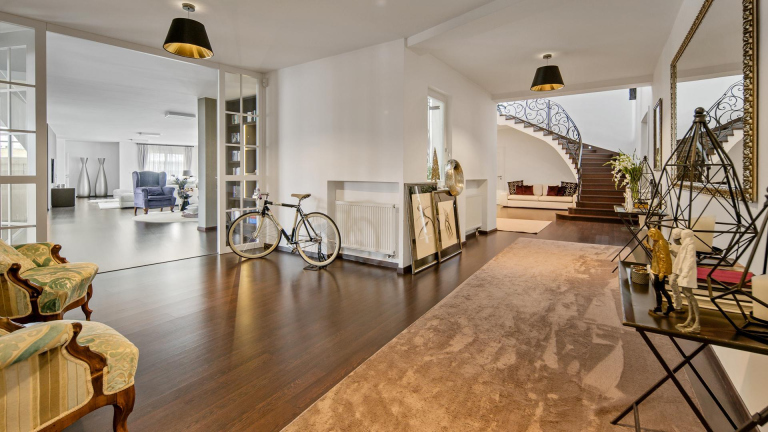 Staromestský penthouse so strešnou terasou, BA I – Staré Mesto