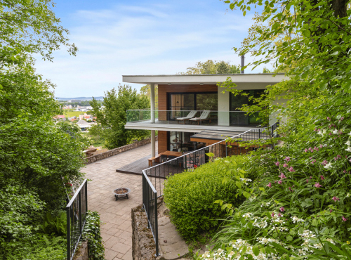 Modern house at the edge of the forest, Piešťany – Banka
