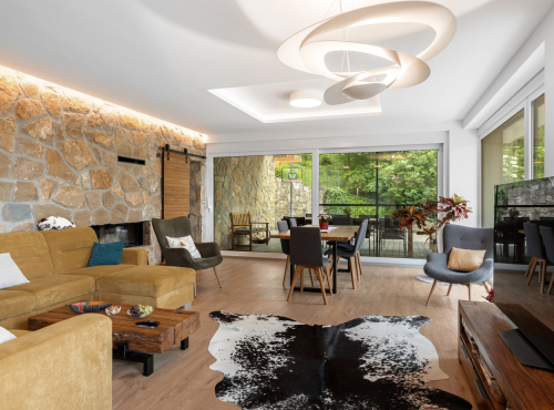 Modern house at the edge of the forest, Piešťany – Banka