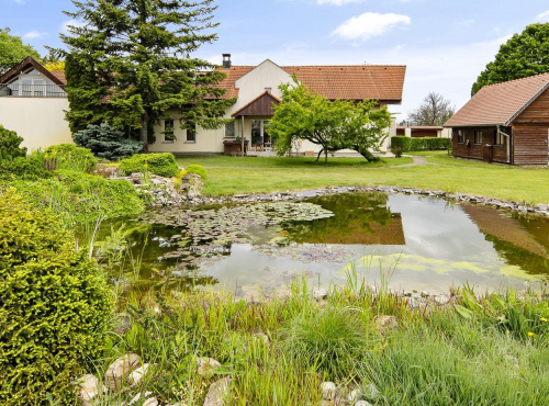 Sale - Family residence with agricultural facilities, Malacky – Láb