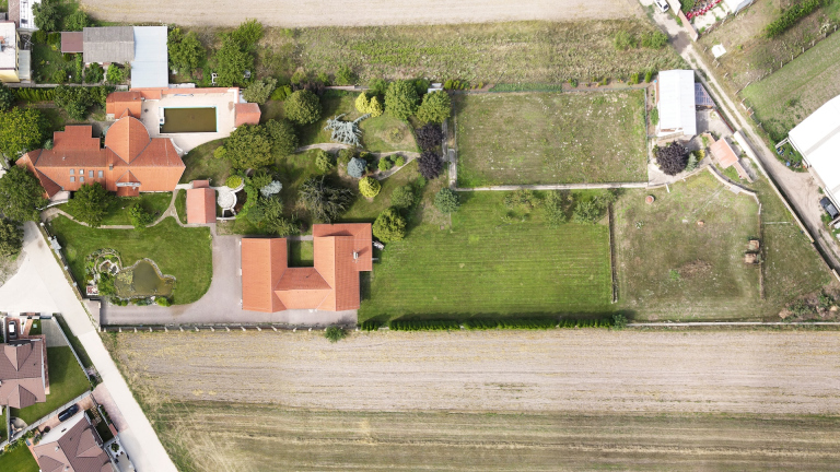 Family residence with agricultural facilities, Malacky – Láb