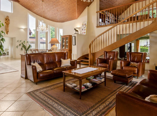 Sale - Family residence with agricultural facilities, Malacky – Láb