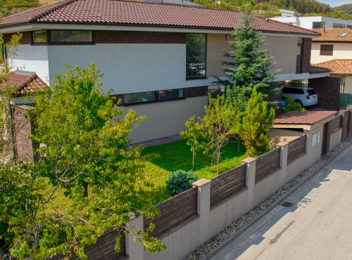 Predaj - Rodinný dom pod vinicami, Pezinok – Limbach